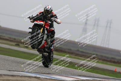 media/Nov-29-2025-TrackDaz (Sat) [[10ae2d9bce]]/A Group/Session 4 (Wheelie Bump)/